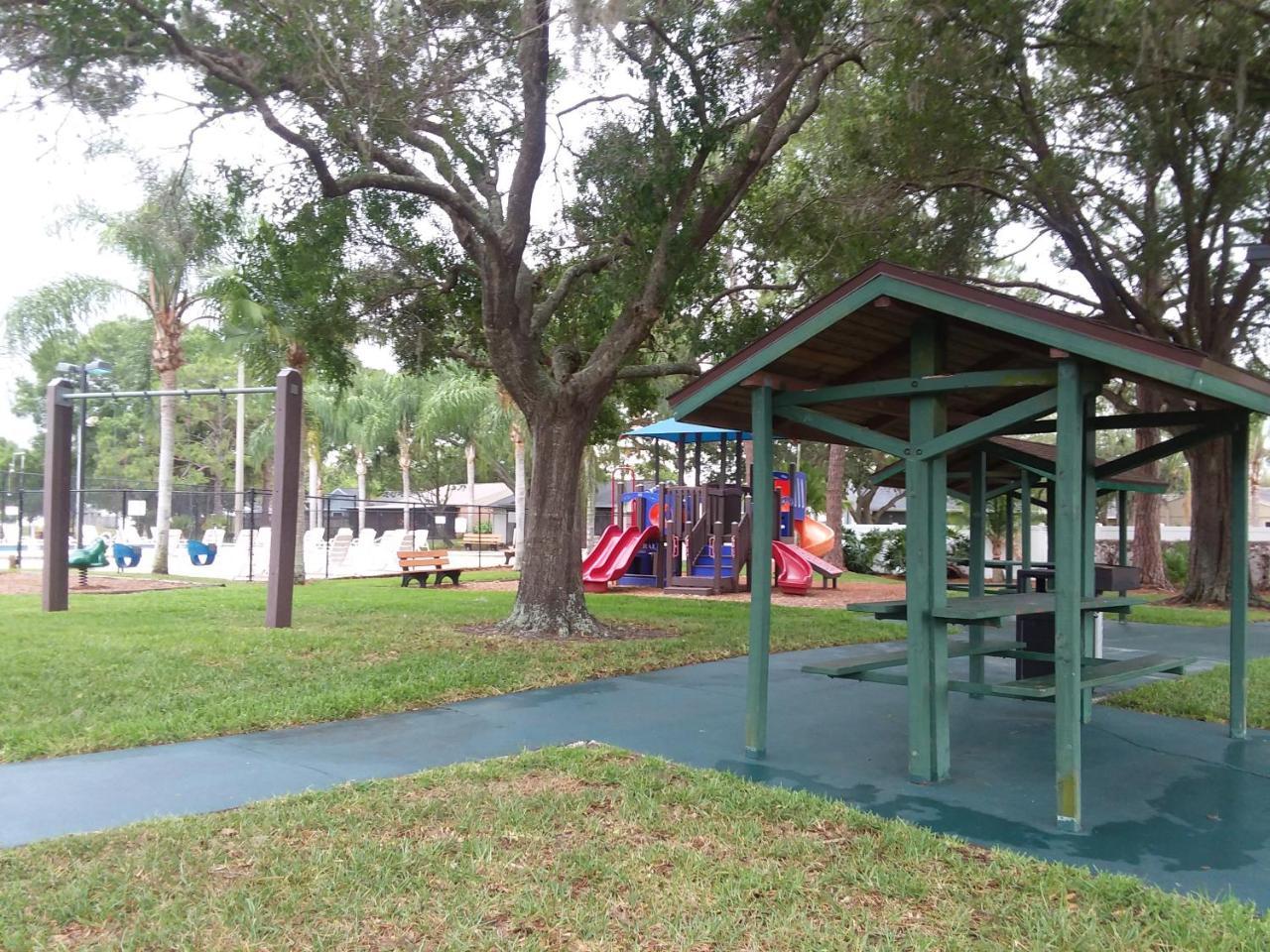 2 Bedroom , 2 Bath , Villa Oldsmar Esterno foto